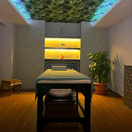 Hotell A Diamond The 3*