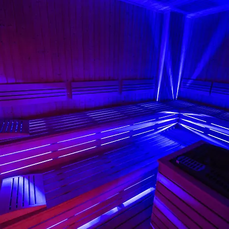 A Diamond The 酒店