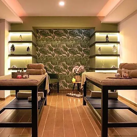 فندق A Diamond The